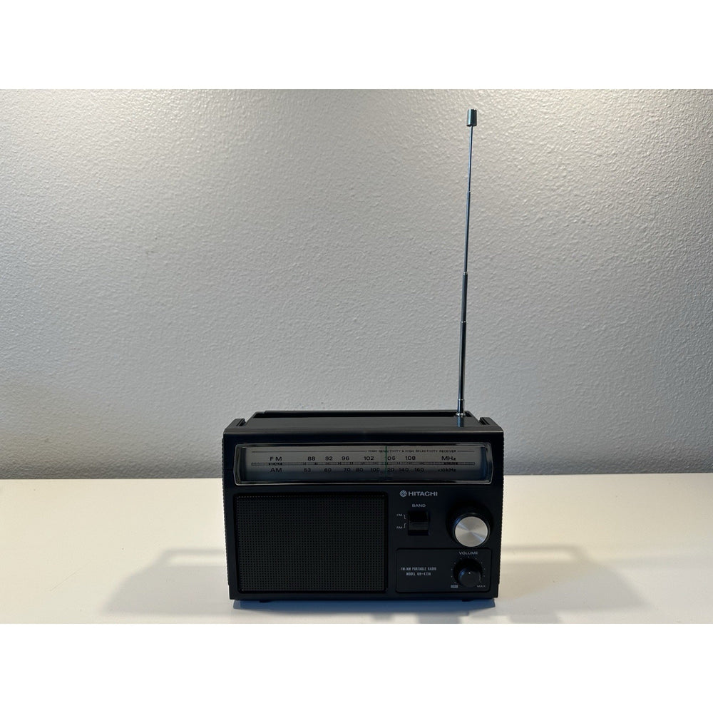 VINTAGE *NEW* 1970's Hitachi KH-435H FM/AM Portable Radio