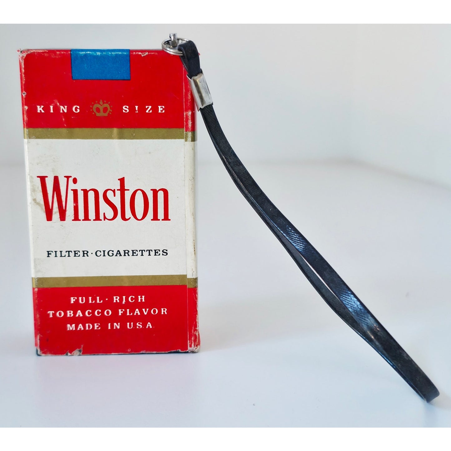 VINTAGE 1970's Winston Cigarette Box Radio Battery Operated