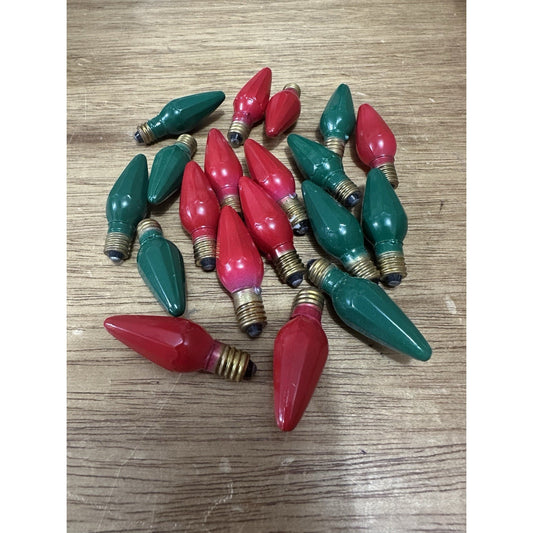 VINTAGE *NEW* 1970's Christmas Light Bulbs C6 Set of 20 - 2 colors (red/green)
