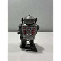 VINTAGE *NEW* 1960's 5.5" Captain the Robot / Tin Wind-Up Toy