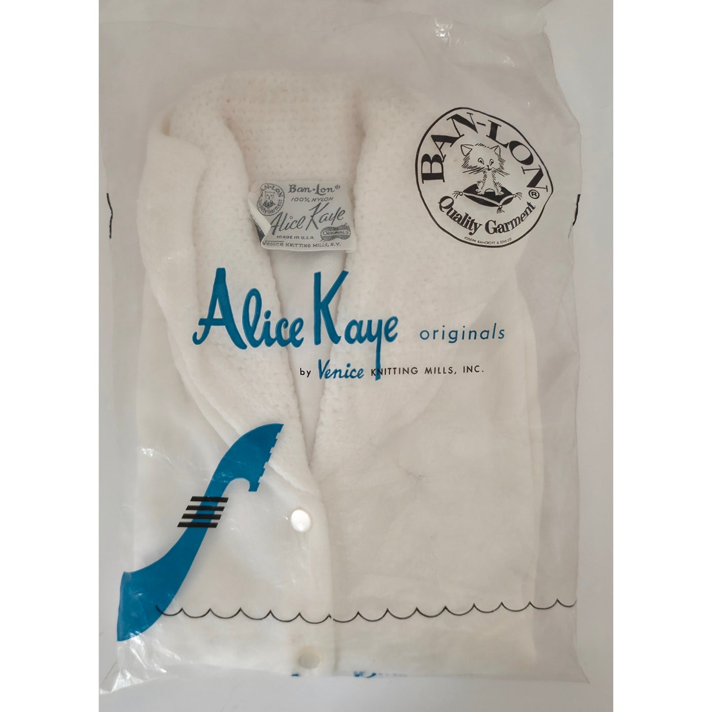 VINTAGE *NEW* 1960's Women's White V-Kneck Button Down Sweater Made in USA Sz 40