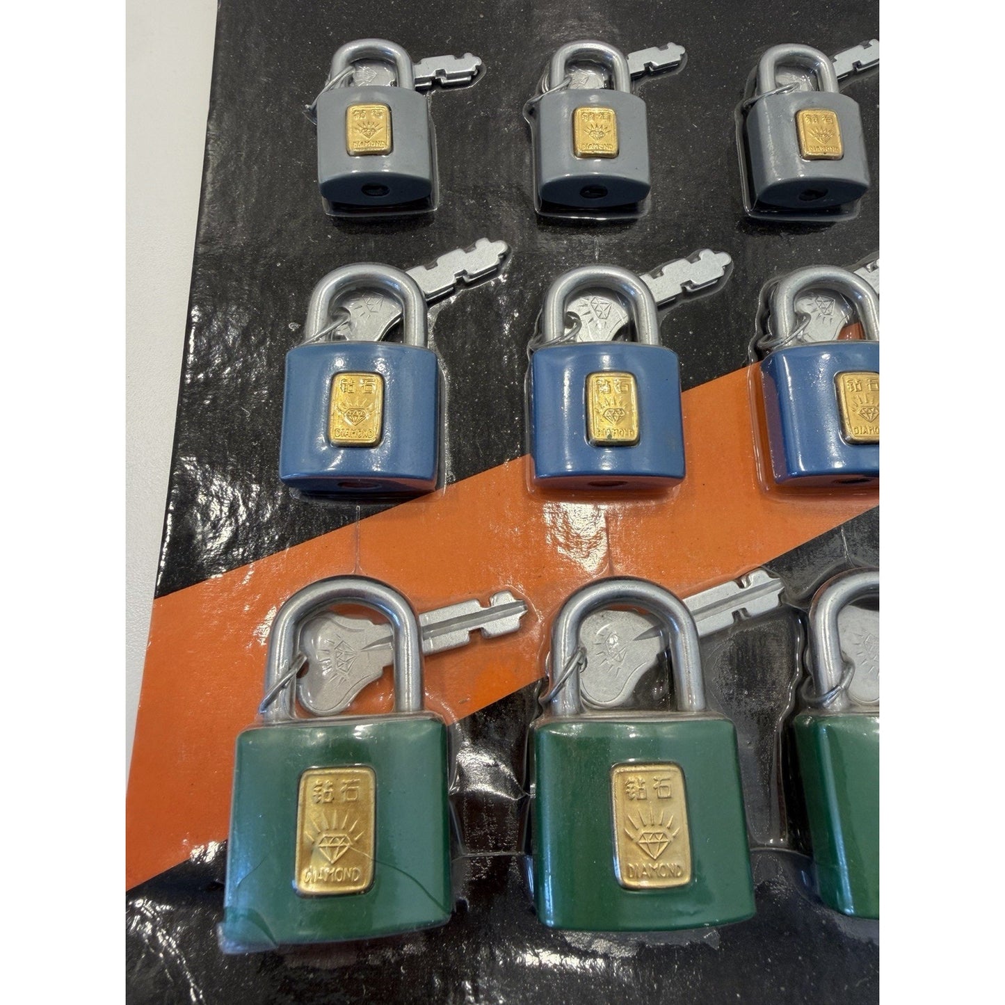 VINTAGE *NEW* 1960'S Diamond Brand Padlock 2 Keys Entire Display/Set of 12