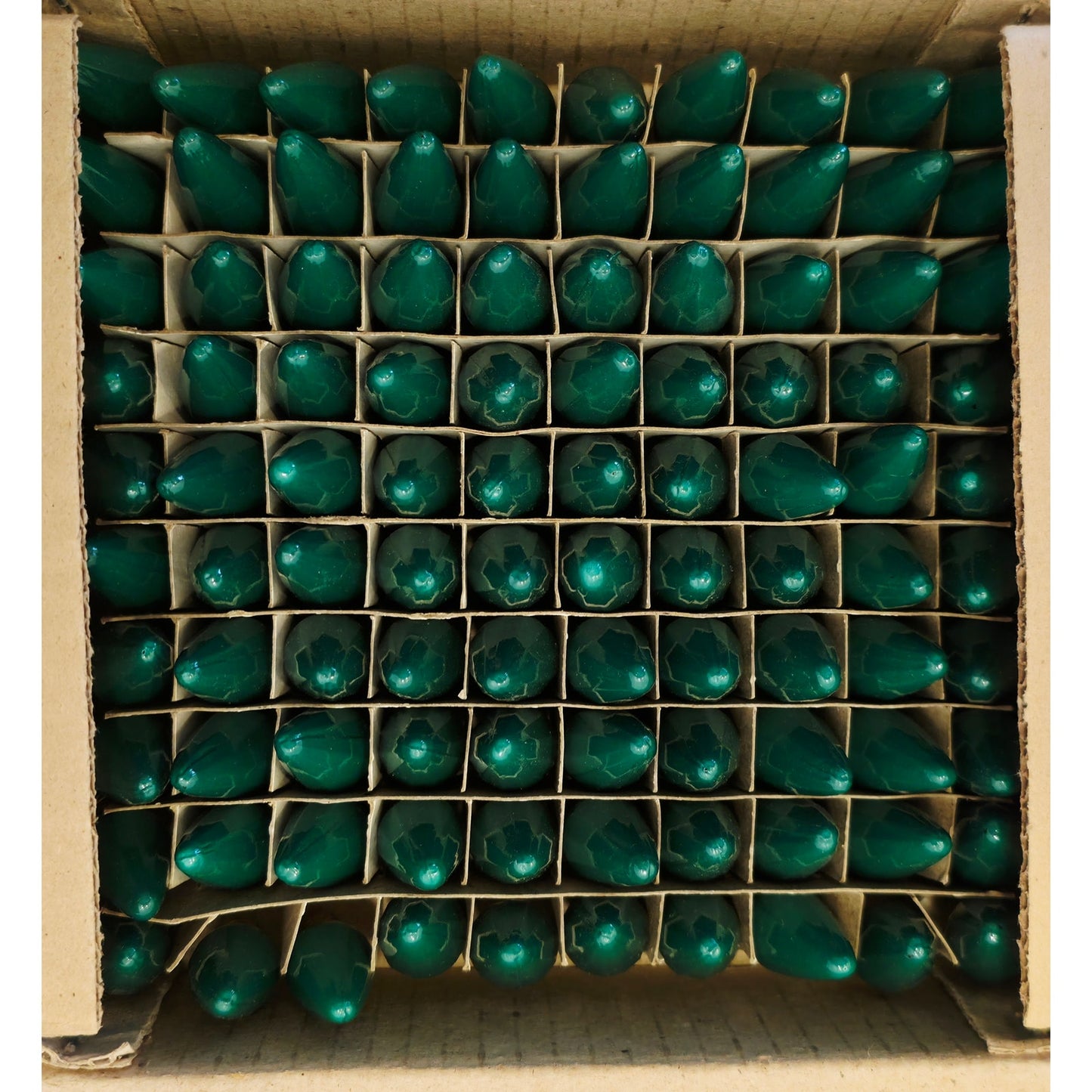 VINTAGE *NEW * Christmas Light Bulbs C6 Set of 100 - GREEN
