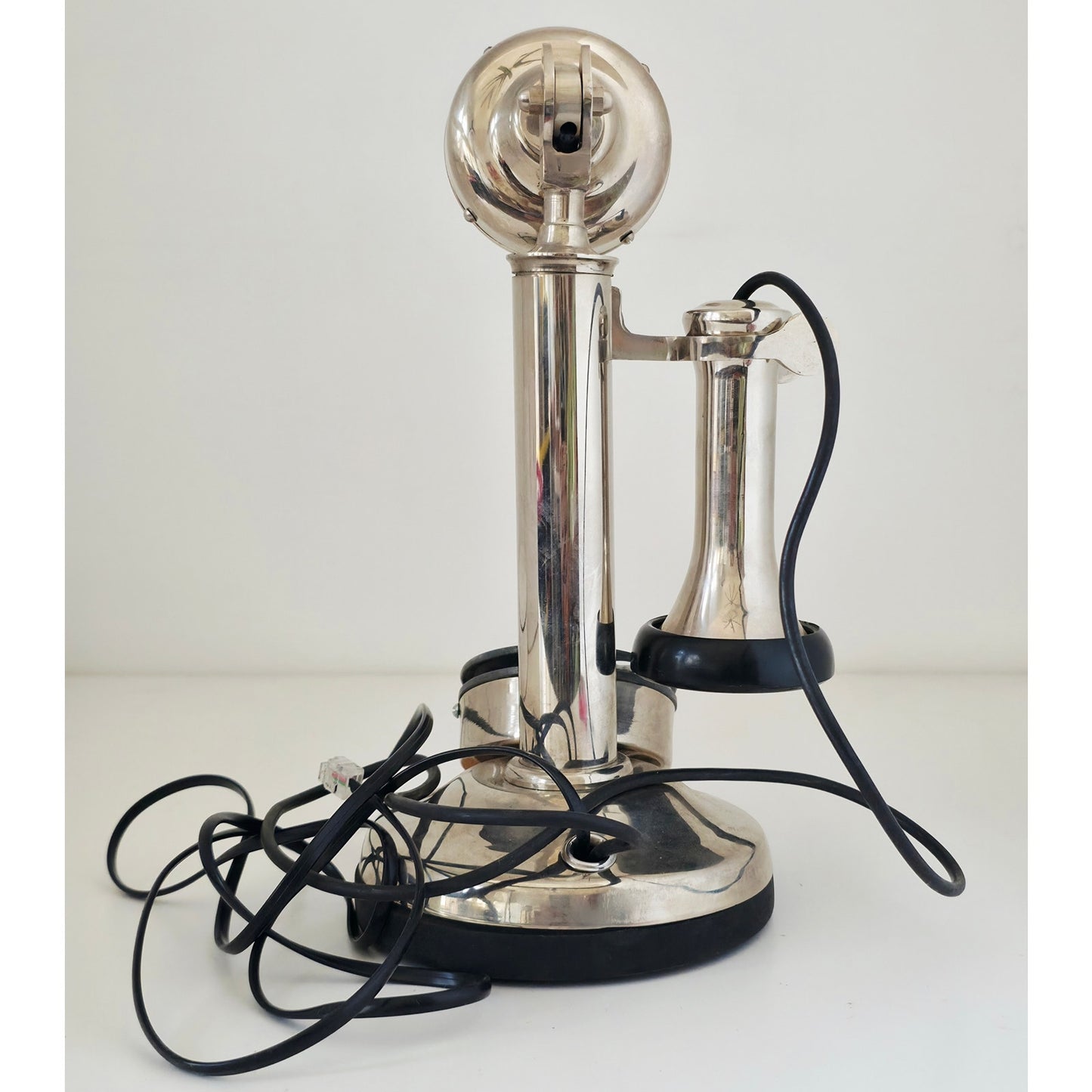 VINTAGE *PRISTINE* Art Thang Candlestick Rotary Dial Spanish Telephone Restored