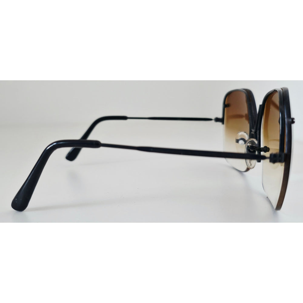 VINTAGE *NEW* 1970's Glam Unisex Sunglasses Black Frame with Smoke Grey Lens