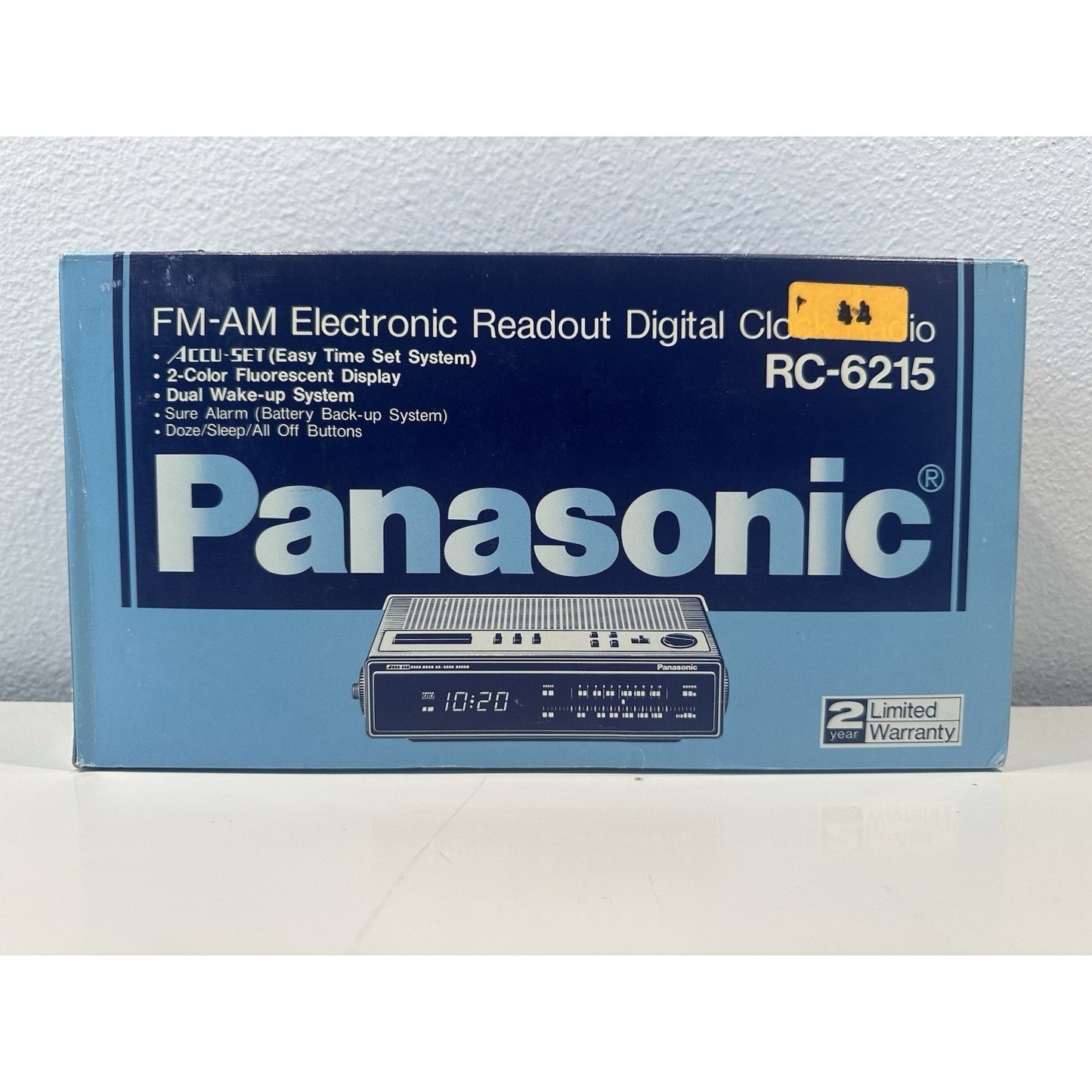 VINTAGE 1980's Panasonic RC-6215 Wood-Cabinet AccuSet Alarm Clock