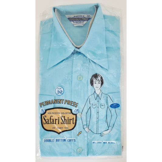 VINTAGE *NEW* 1970's Women's Bright Blue Button Down Safari Shirt Size 32