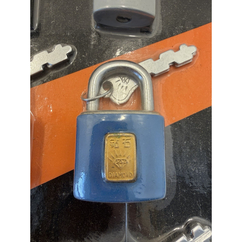 VINTAGE *NEW* 1960'S Diamond Brand Padlock 2 Keys Entire Display/Set of 12