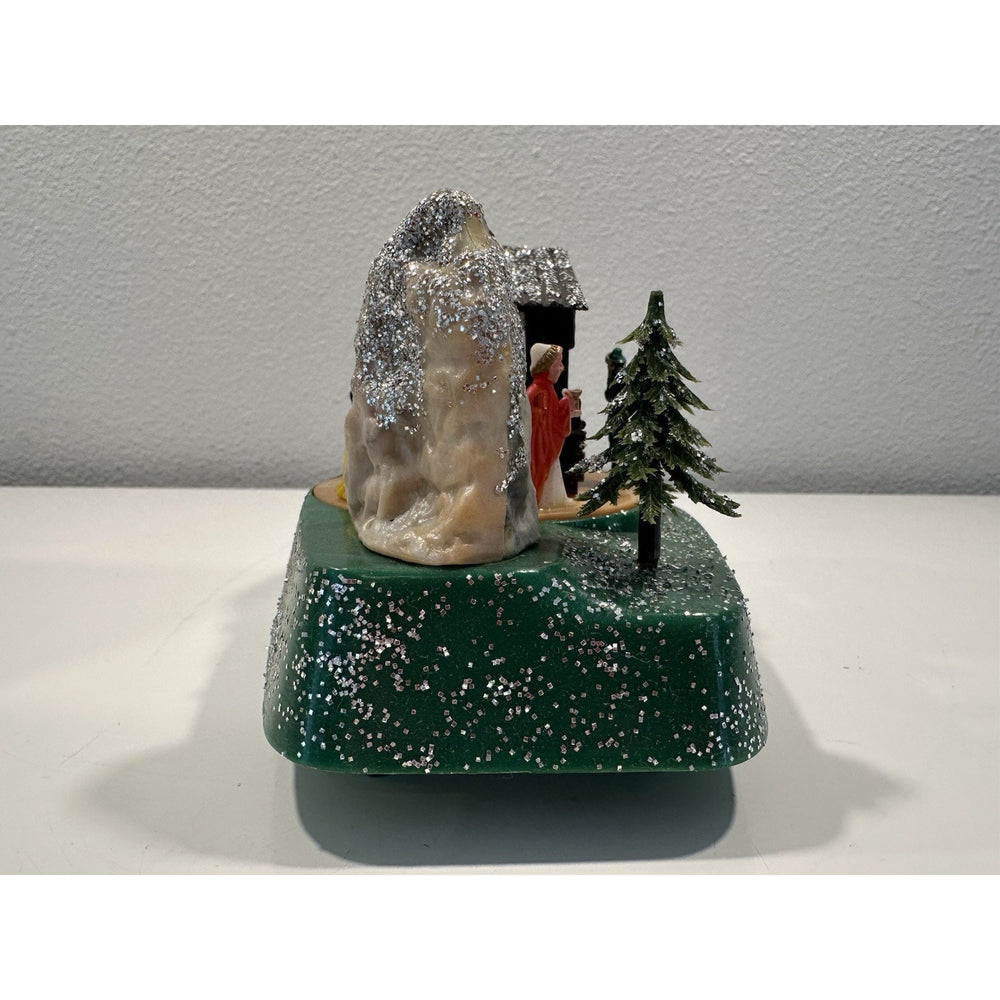 VINTAGE *NEW* 1970's Hand Painted Nativity Set Movable Stage Music Box