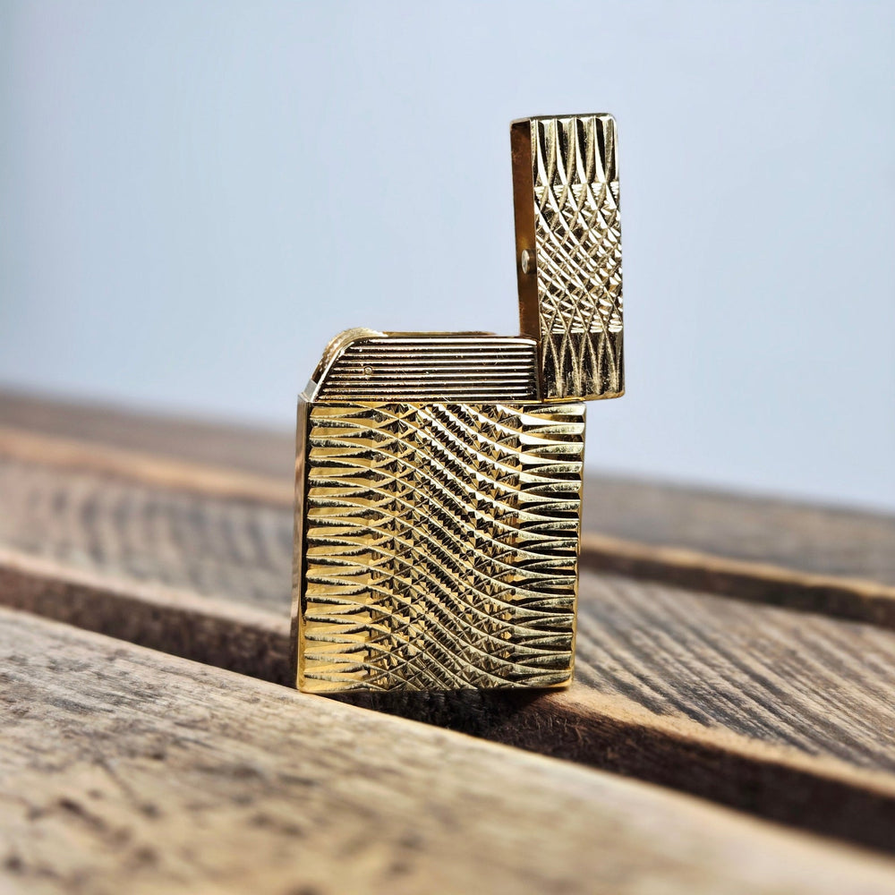 VINTAGE *NEW* 1960's Chalet Rubicon Gold Textured Butane Lighter Japan