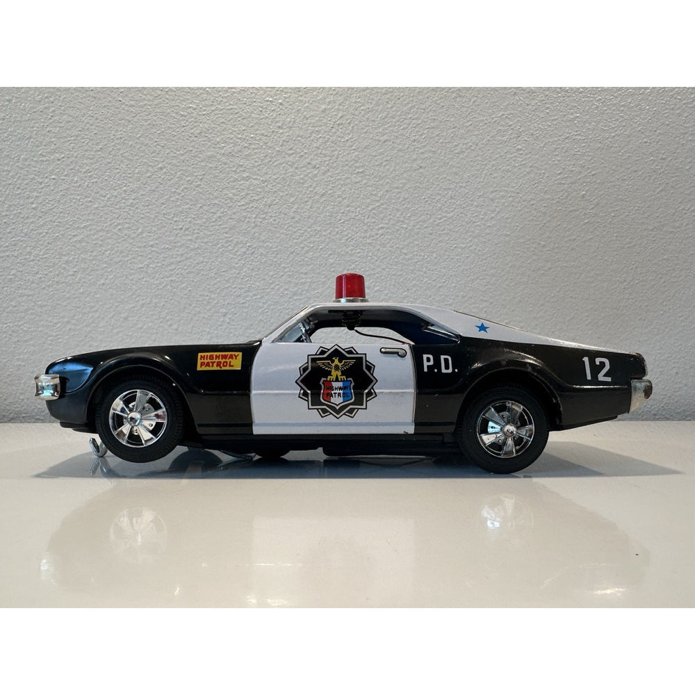 VINTAGE *NEW* 1970's Highway Patrol P.D. 12 Battery Operated Die-Cast Toy Car