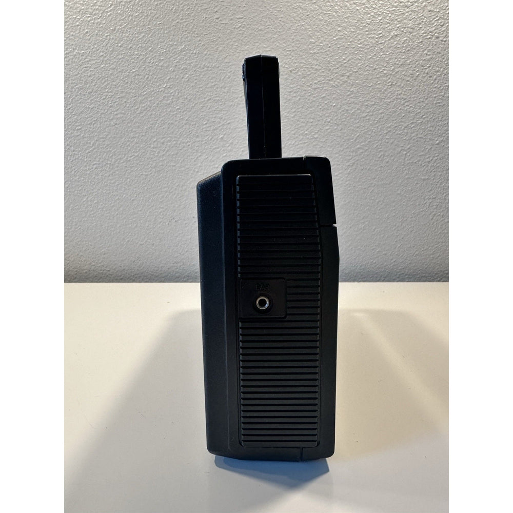 VINTAGE *NEW* 1970's Hitachi KH-435H FM/AM Portable Radio