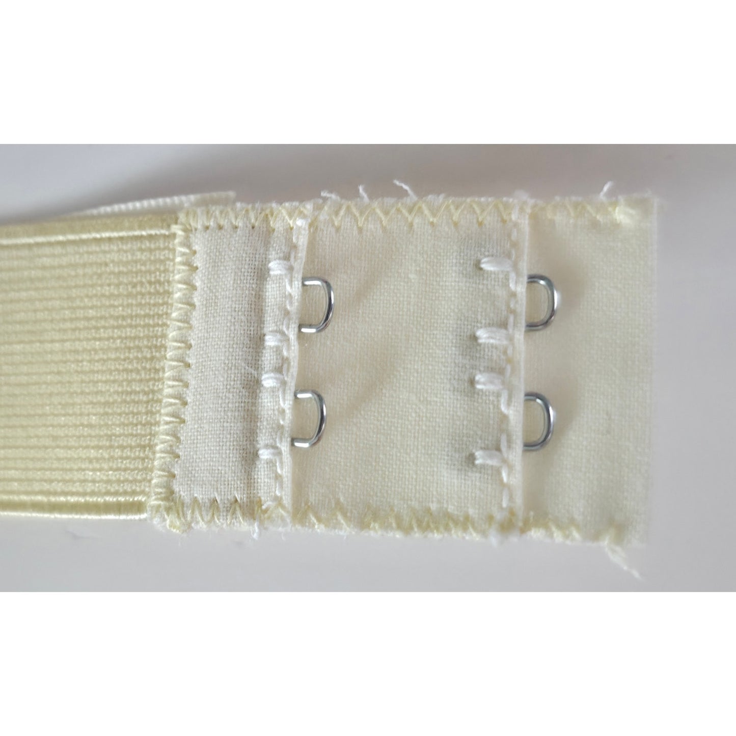 VINTAGE *NEW* 1950's Women's Light Yellow Garter with Flowers Size L Lot of 3