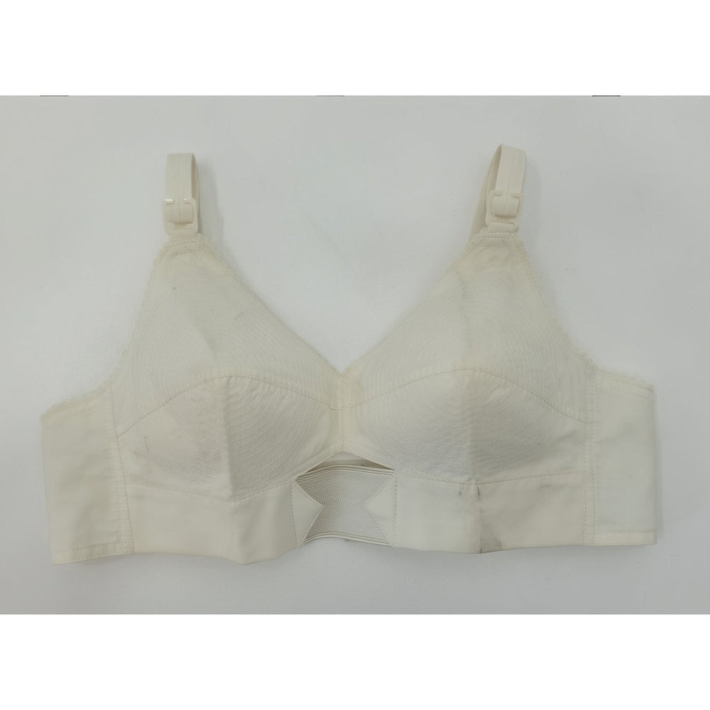 VINTAGE *NEW* 1960's Carnival Women's White Bullet Bra Size 32A USA