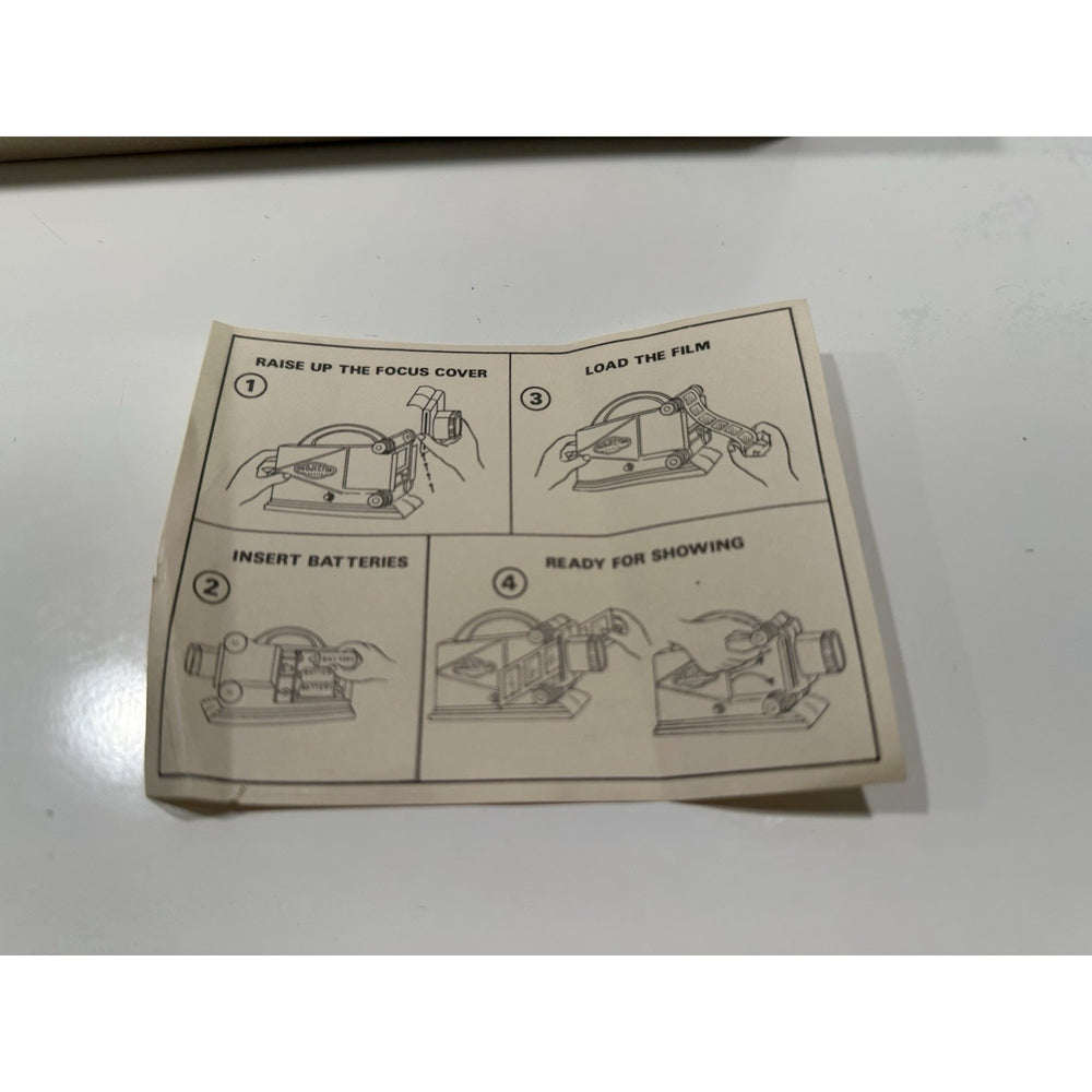 VINTAGE *NEW* 1970's Stellar Battery Operated Slide Plastic Projector