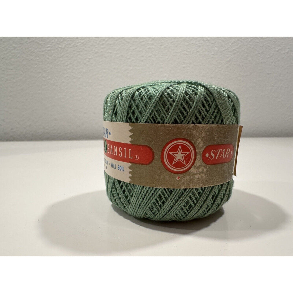 VINTAGE *NEW* Star Sillateen Sansil Crochet Knitting 102 Green 40-75 Yrds