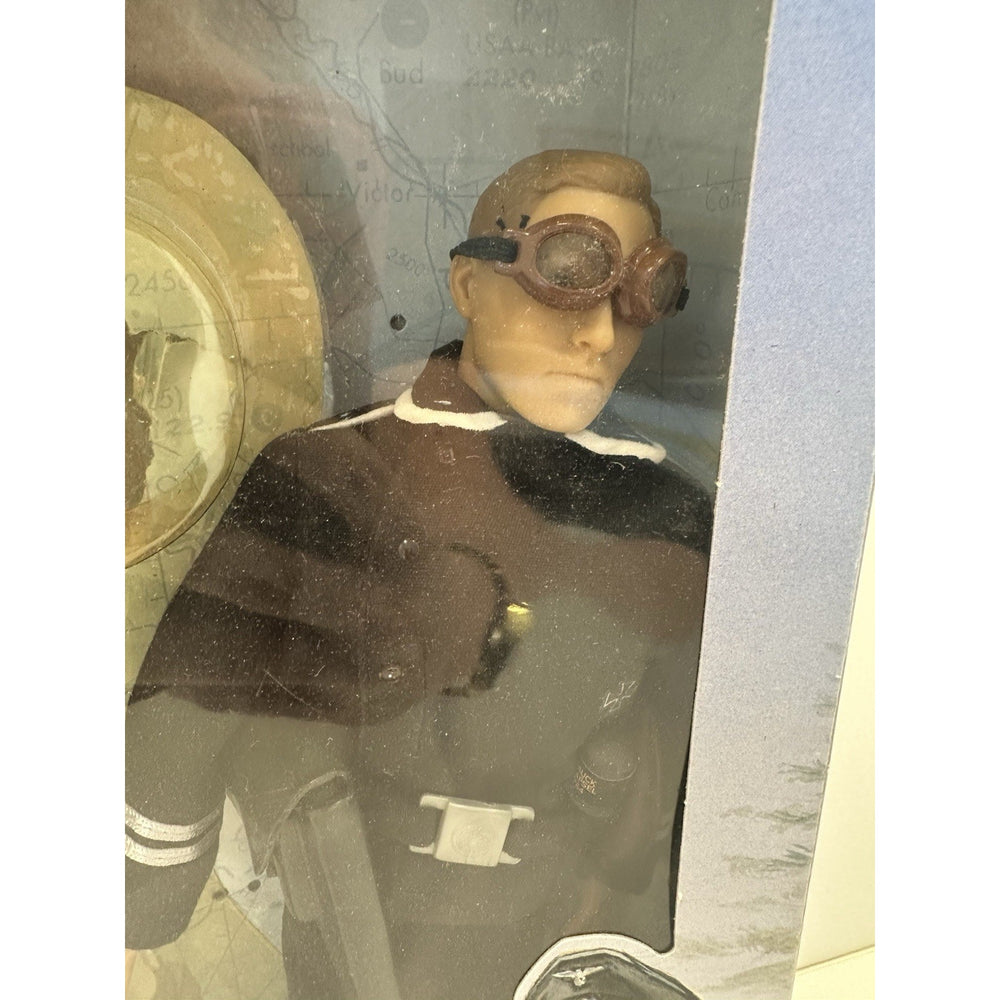 VINTAGE 2000 GI Joe German Panzer Tank SergeantMajor Foreign Soldiers Collection