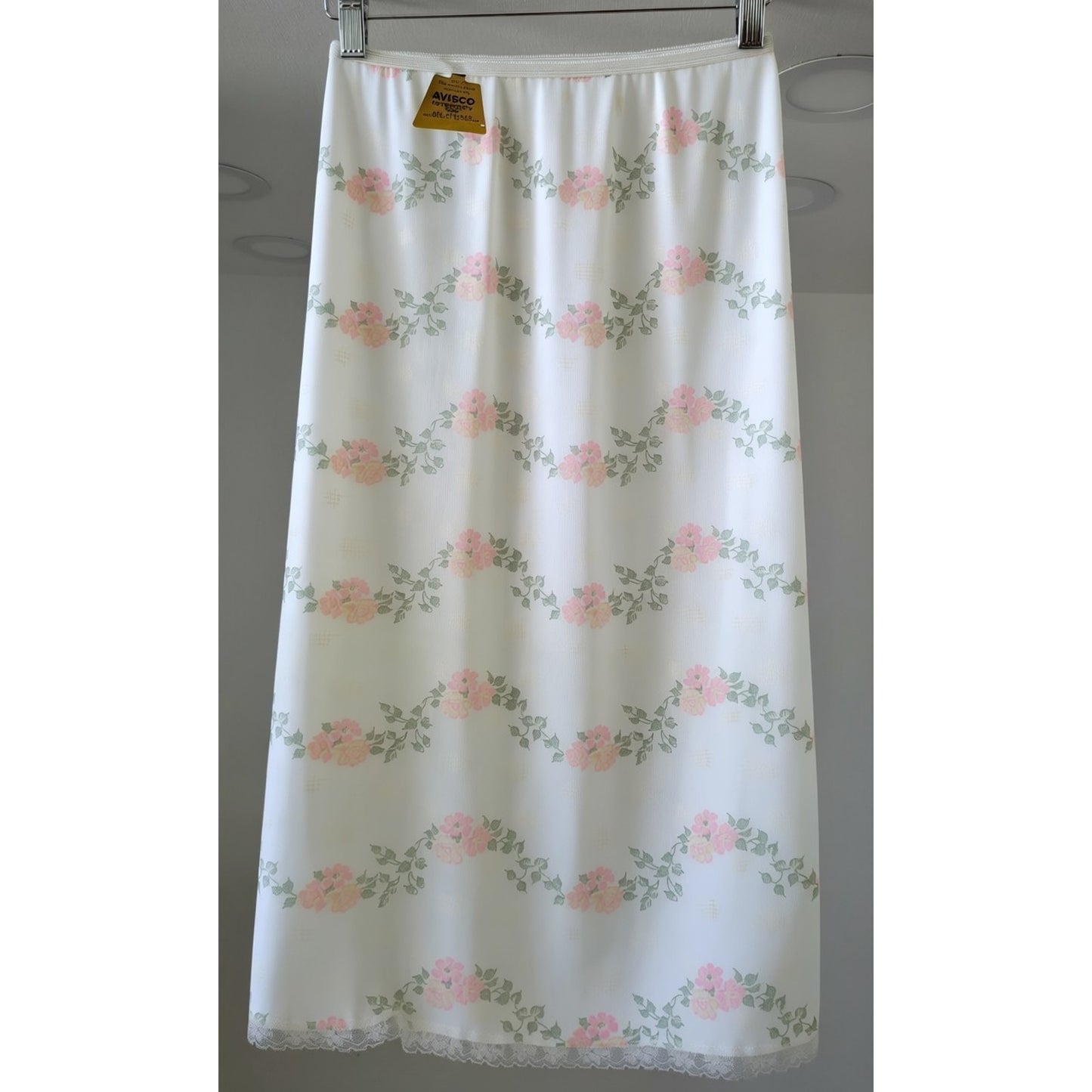 VINTAGE *NEW* 1960's Women's White Lined Slip Skirt with Flowers Size S