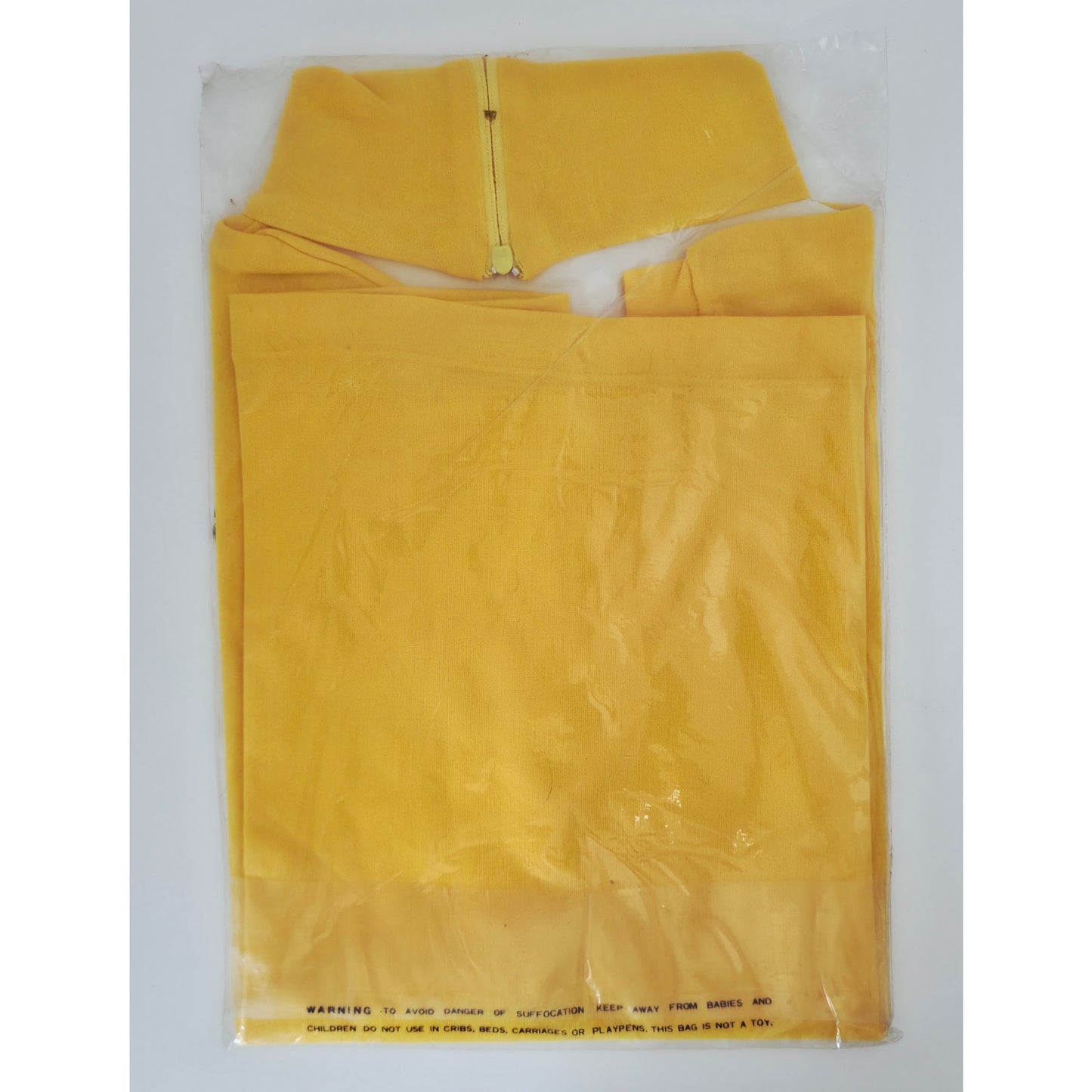 VINTAGE *NEW* 1960's Women's Bright Yellow Long Sleeve Mock Neck 100% Nylon Size L