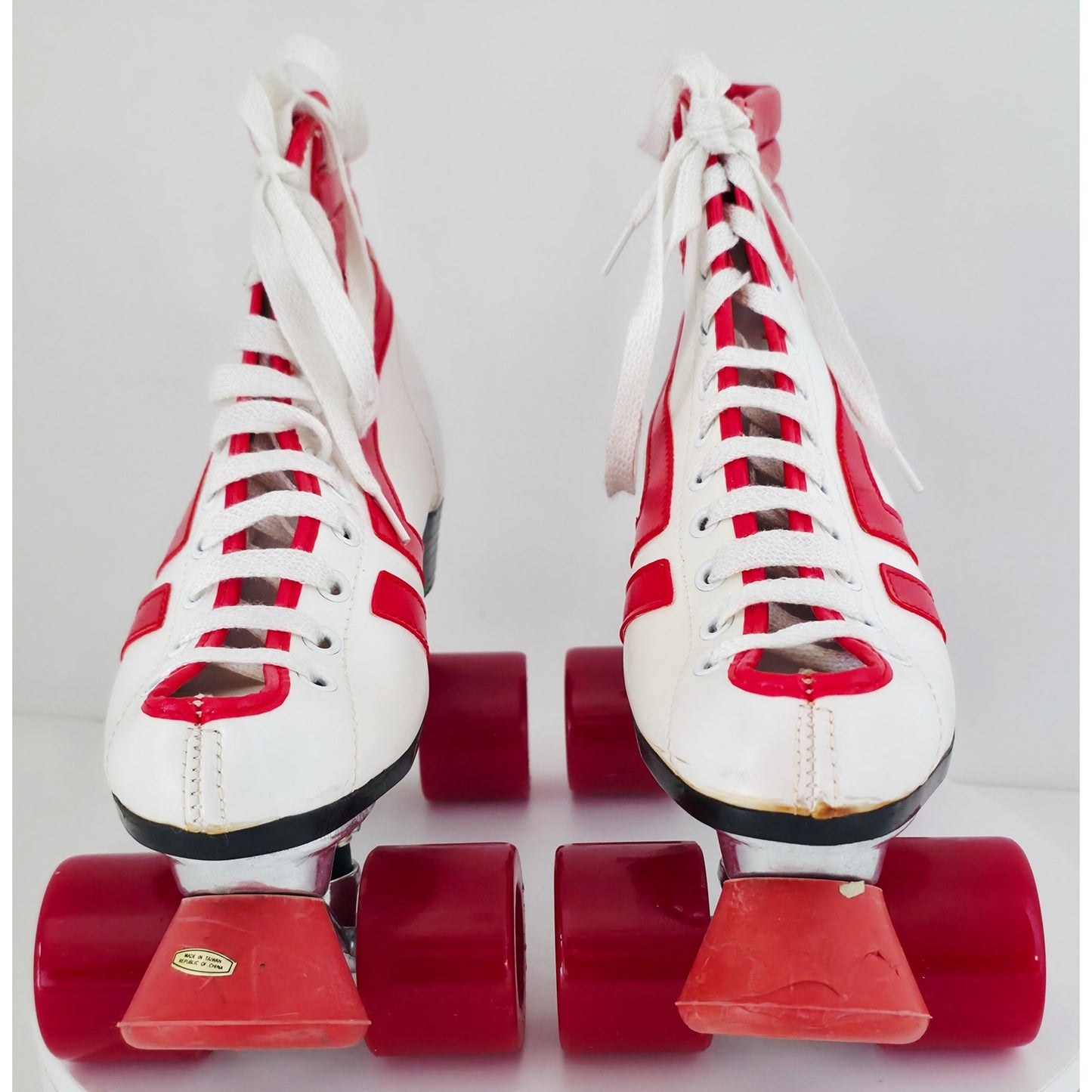 VINTAGE *NEW* 1970's Hot Shot Vinyl Women's Size 8 Demi-Boot Roller Skates