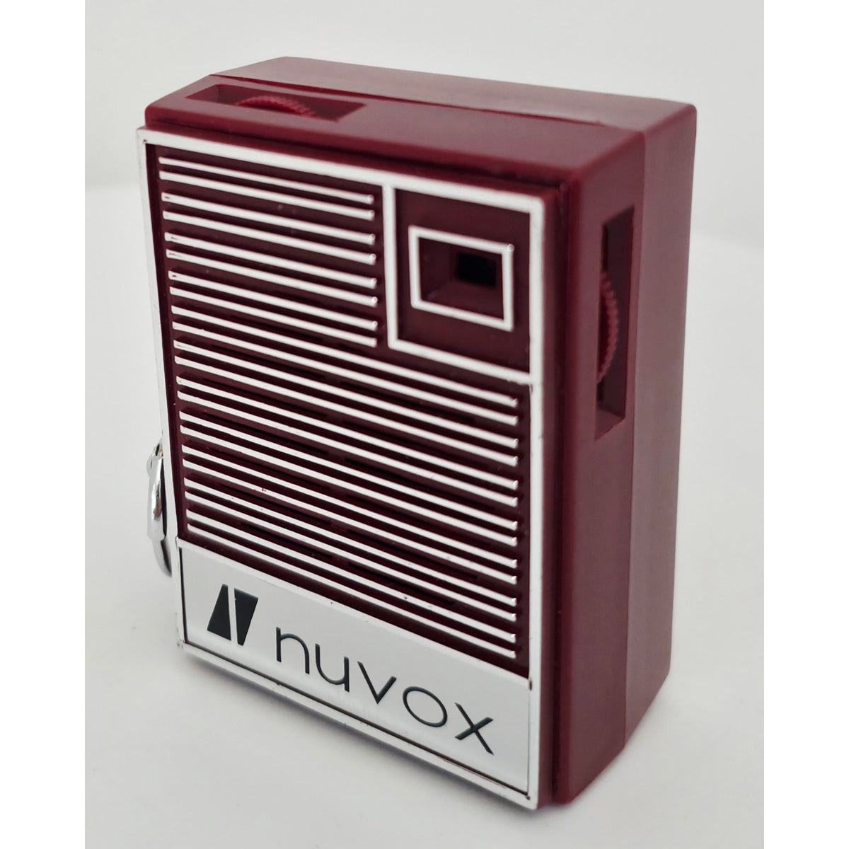 VINTAGE *NEW* 1960's Nuvox NV-80 Red & Silver AM Pocket Radio with Keychain