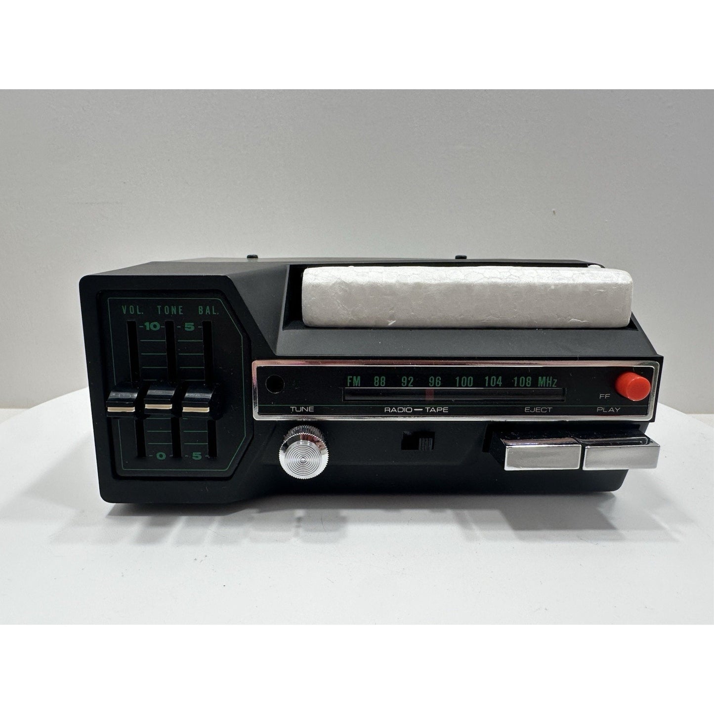 VINTAGE *NEW* 1970 AM/FM Cassette Car Stereo Japan