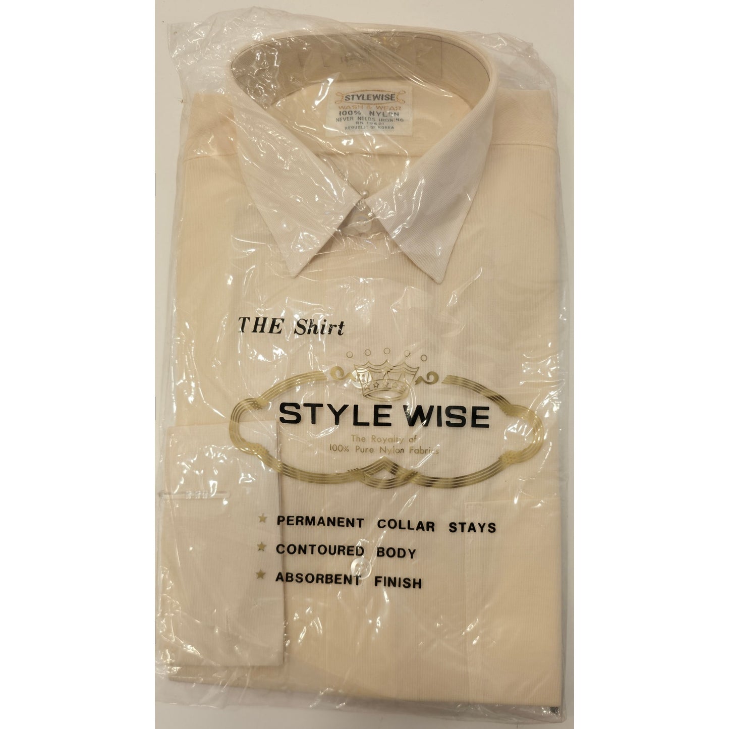 VINTAGE *NEW* 1960's Men's STYLEWISE Cream Collared Shirt 100% Nylon Size 14-32