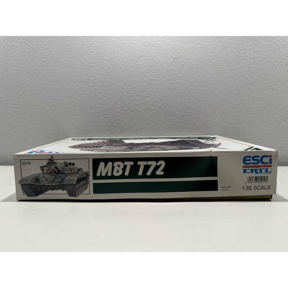 VINTAGE *NEW * MBT-T72 esci/vertl Tank Model Kit 5019