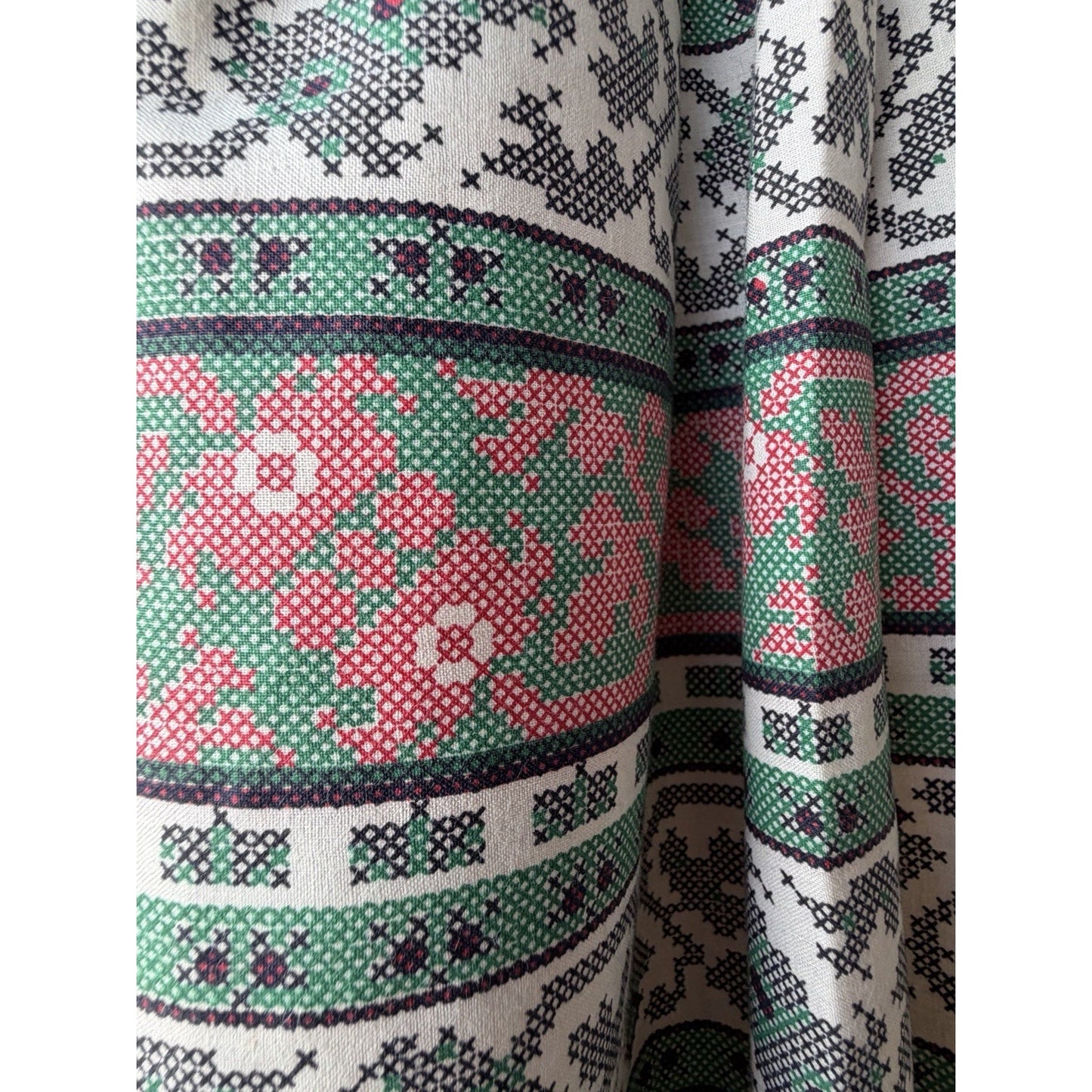 VINTAGE *NEW* 1960's Women's Green/White/Pink Pleated Mid Skirt Size M