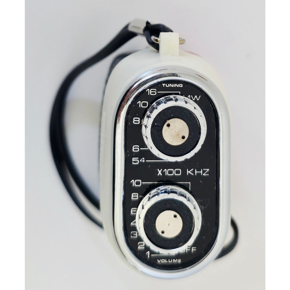 VINTAGE *NEW* 1960's ROBIN AIE-741 Red/Black Solid State Micro Transistor Radio