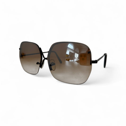 VINTAGE *NEW* 1970's Glam Unisex Sunglasses Black Frame with Smoke Grey Lens