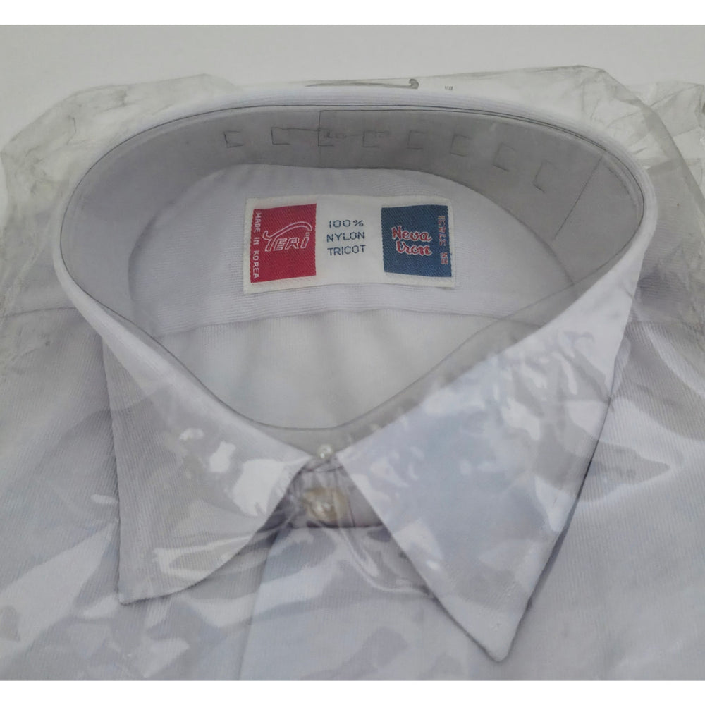 VINTAGE *NEW* 1960's Men's Lt Blue Collared Shirt 100% Nylon TRICOT Size 15-33