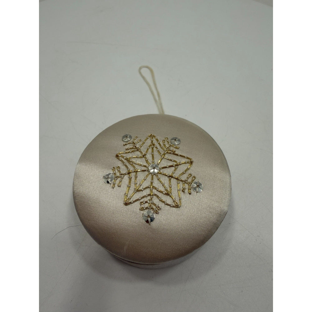 VINTAGE *NEW* 1960's Cream Silk Satin Snowflake Box | Holiday Ornament