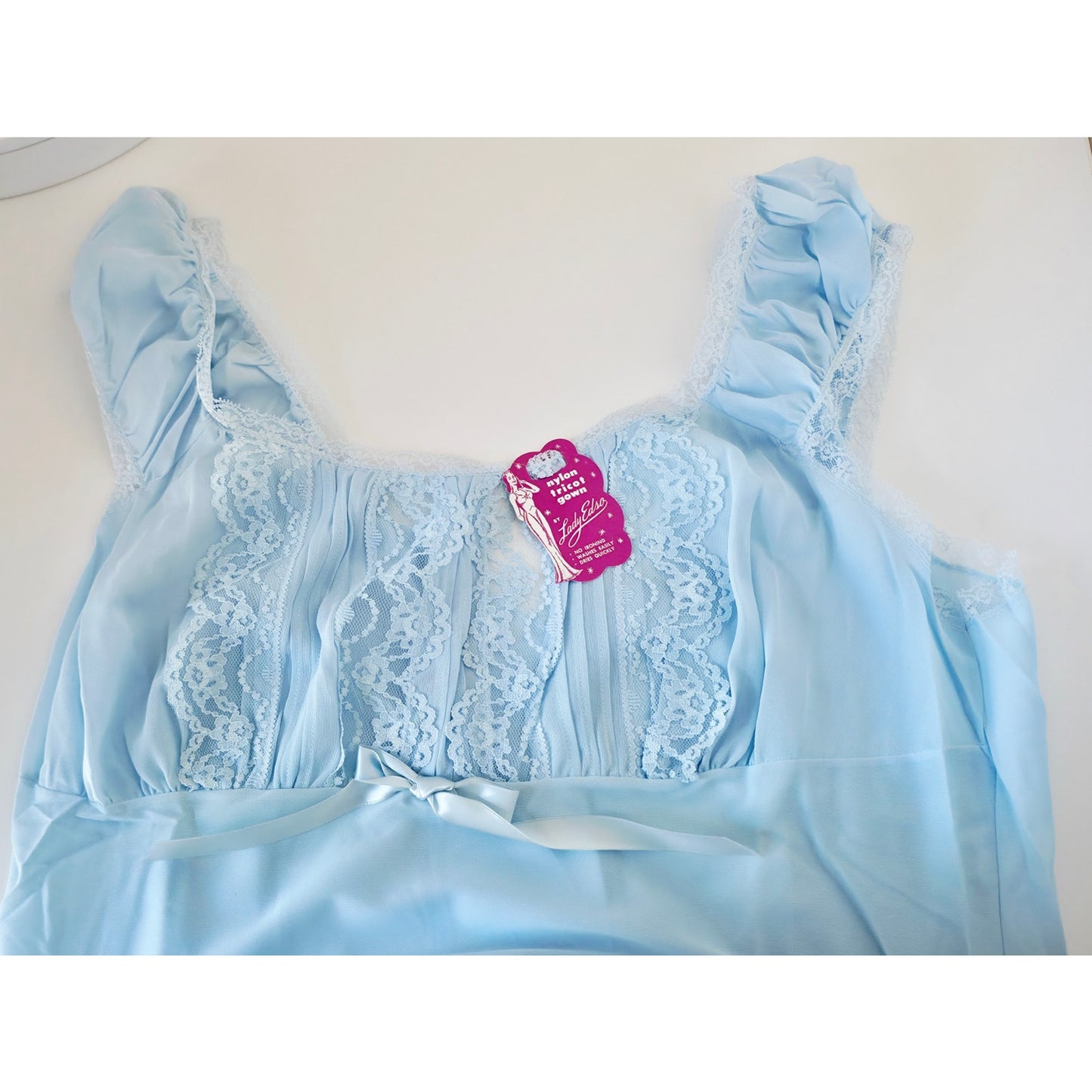 VINTAGE *NEW* 1960's Women's Light Blue Nightgown w/Lace Trim 100% Nylon Size 44