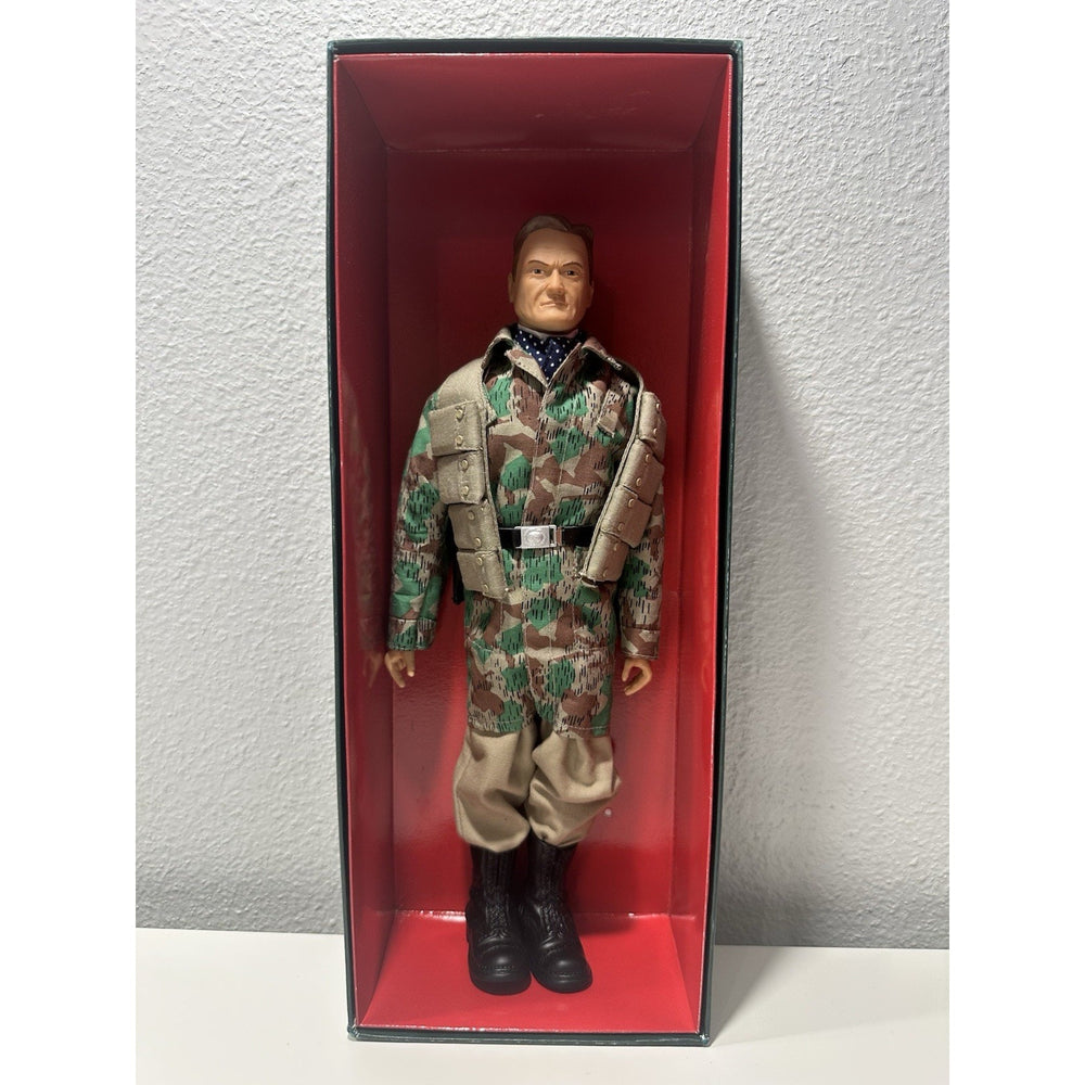 VINTAGE *NEW* Elite Brigade German Fallschirmjager Action Figure Helmet Guns Bullet