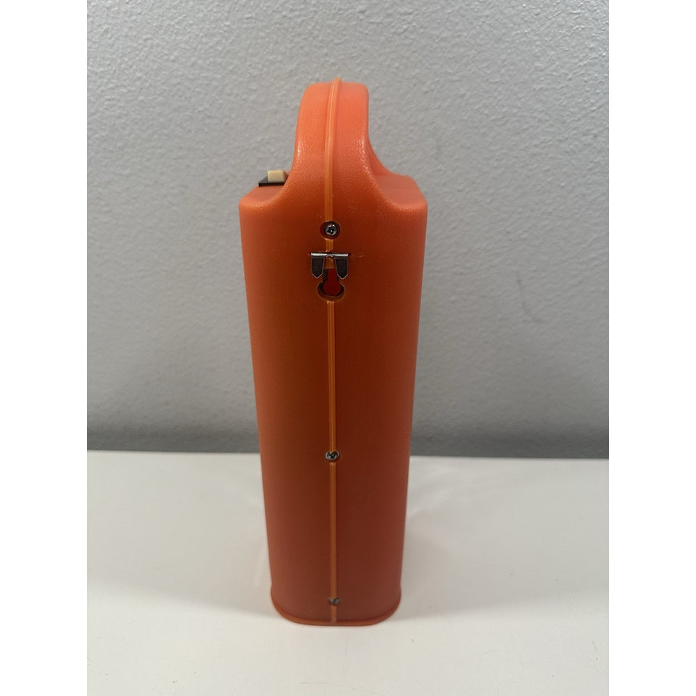 VINTAGE *NEW* 1970's Battery Operated Fluorescent Lantern Camping Boating Emergency