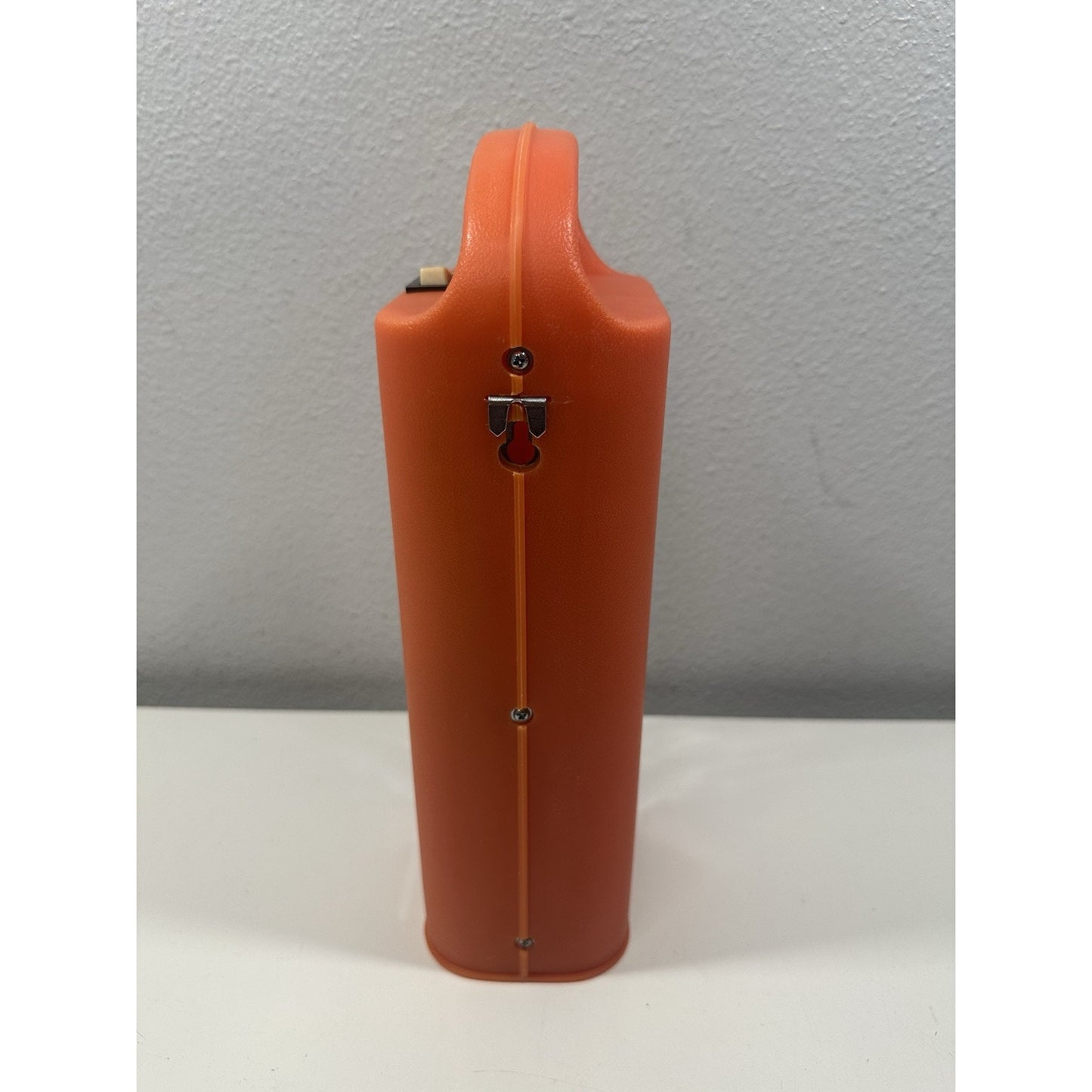 VINTAGE *NEW* 1970's Battery Operated Fluorescent Lantern Camping Boating Emergency