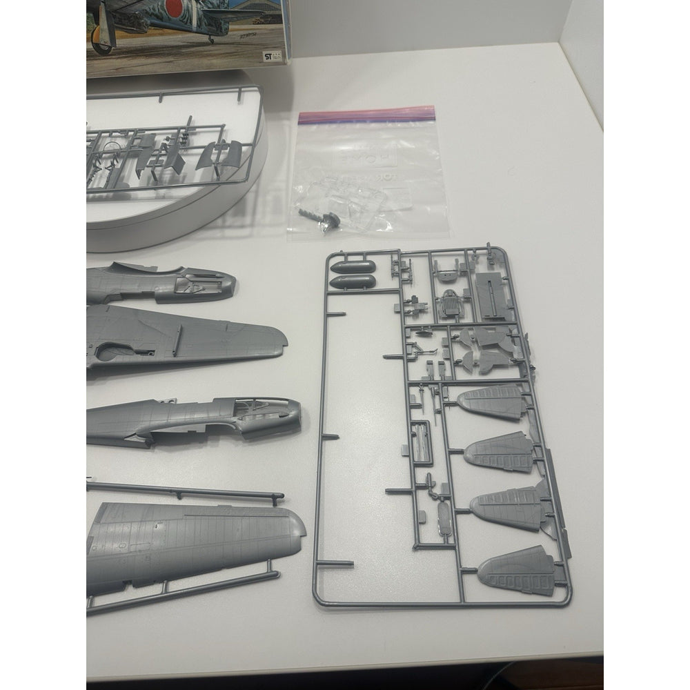 VINTAGE 1972 Revell Hein Kawasaki Ki61 1Kai TONY Japan Model Kit