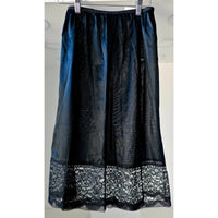 VINTAGE *NEW* 1960's Women's Black Slip w/Black Lace 100% Nylon Sz L Made in USA