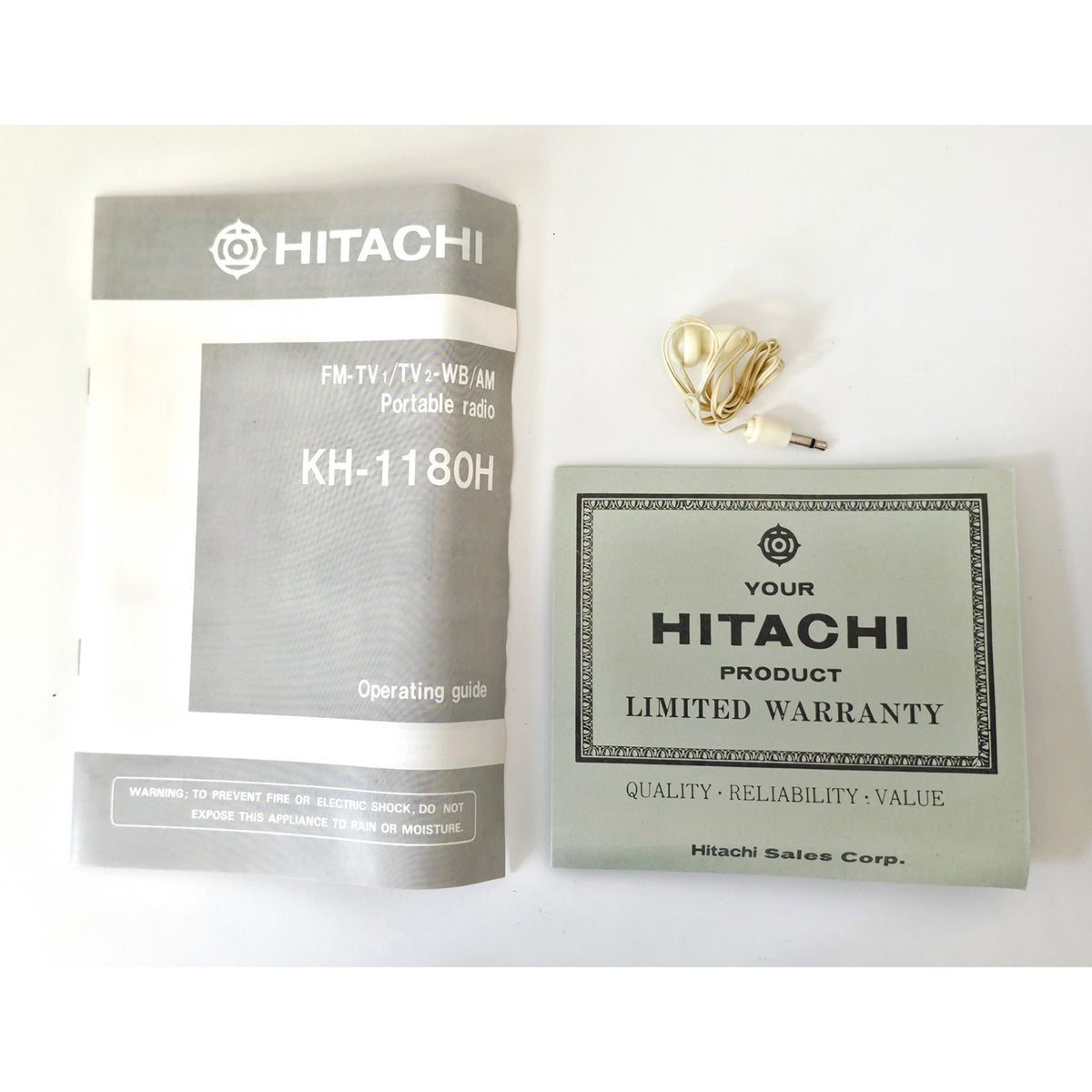 VINTAGE *NEW* 1980's Hitachi KH-1180H AM/FM TV1TV2 3-Band Portable Radio Japan