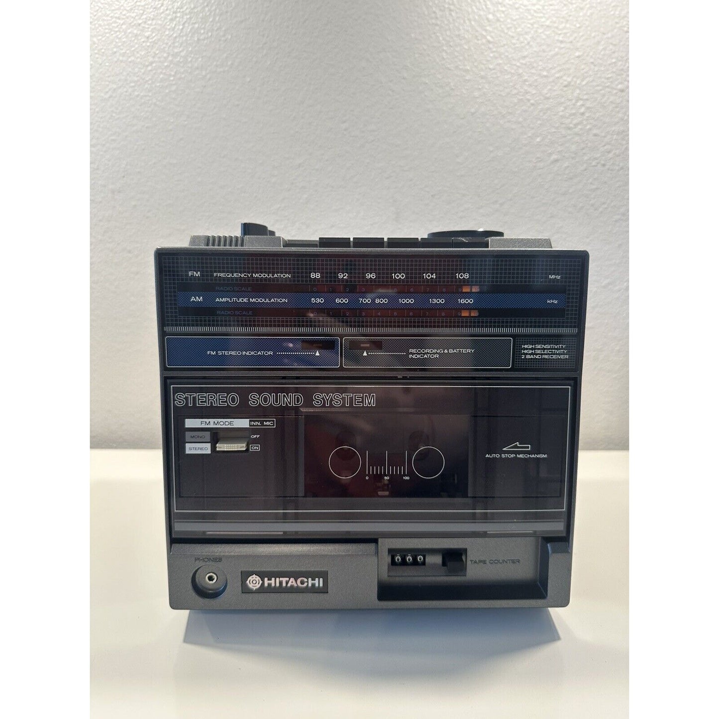 VINTAGE *NEW* 1980's Hitachi TRK-930H Dual Speakers Cassette Tape AM/FM Boombox
