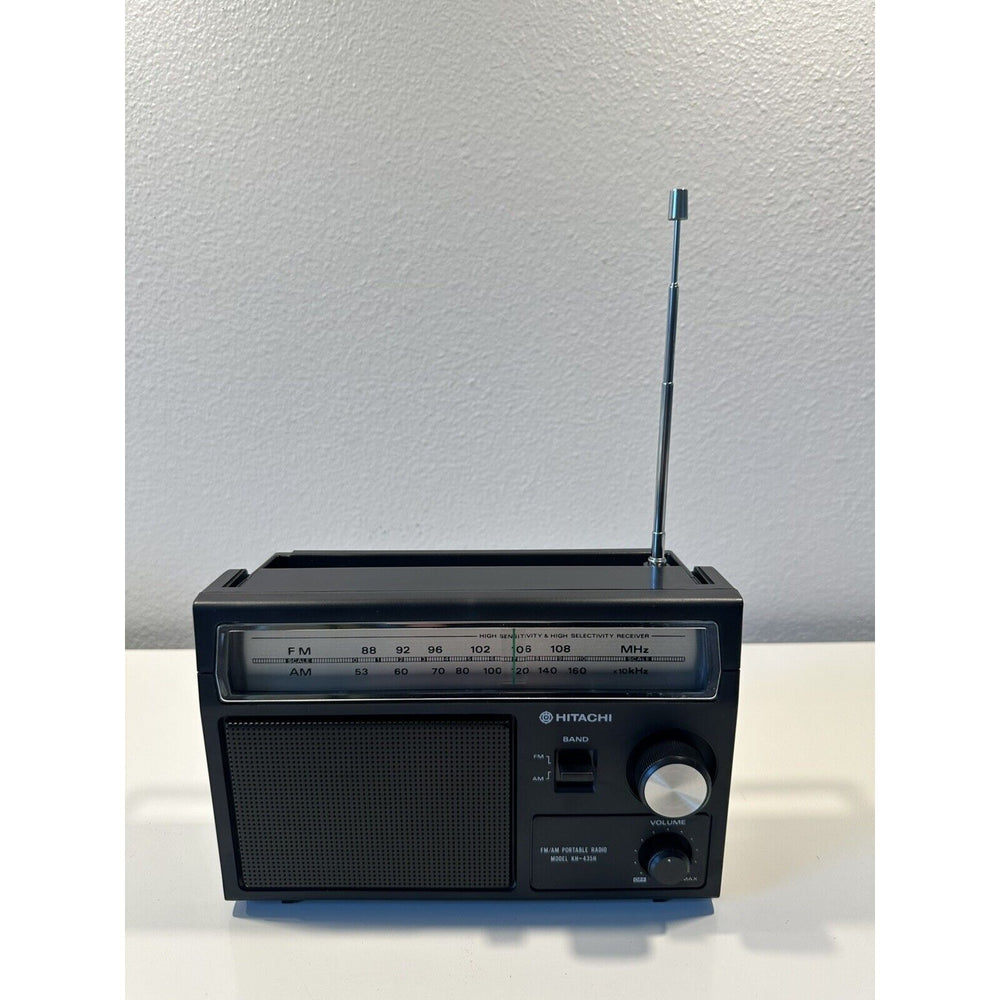 VINTAGE *NEW* 1970's Hitachi Model KH-435H AM/FM Portable Transistor Radio