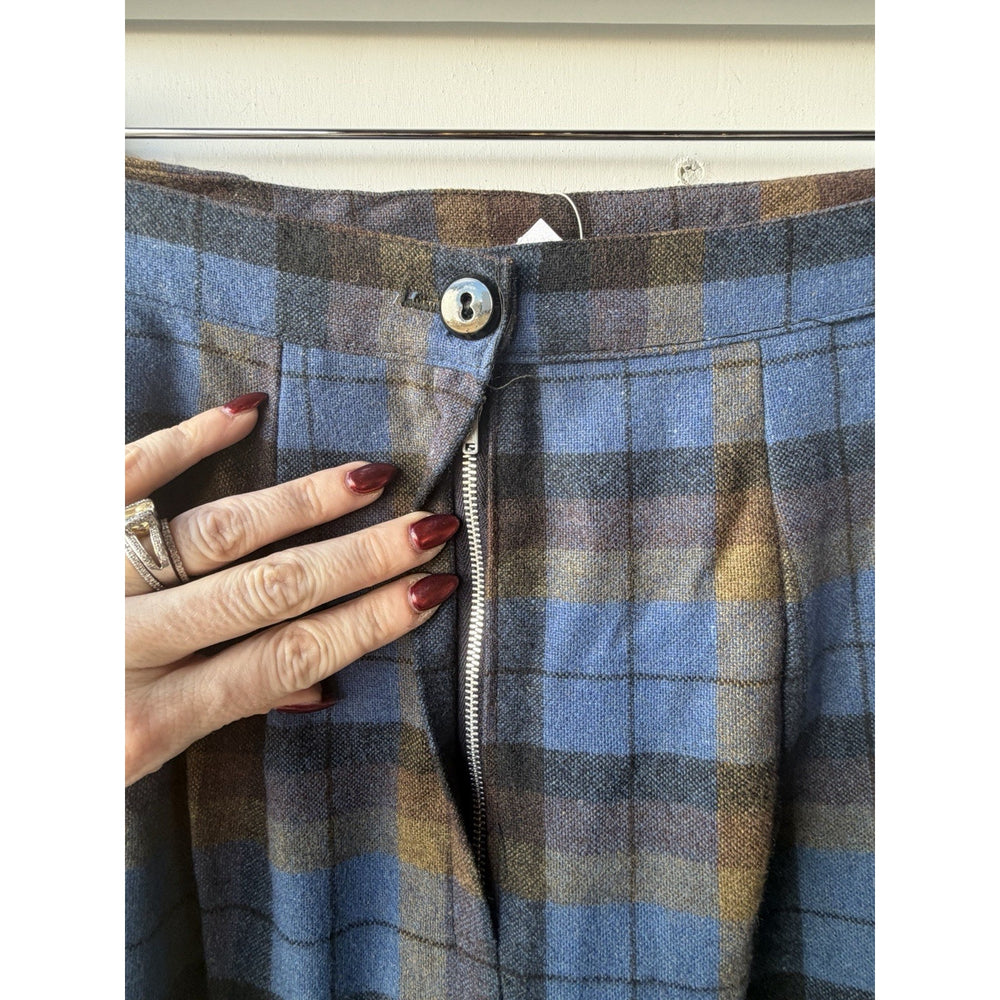 VINTAGE *NEW* 1960's Women's Blue Plaid Pencil Skirt with Back Slit Size 4