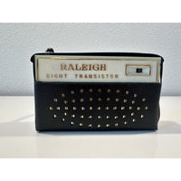 VINTAGE *NEW* 1960's/1970's Raleigh 8 Model 822 Transistor Radio
