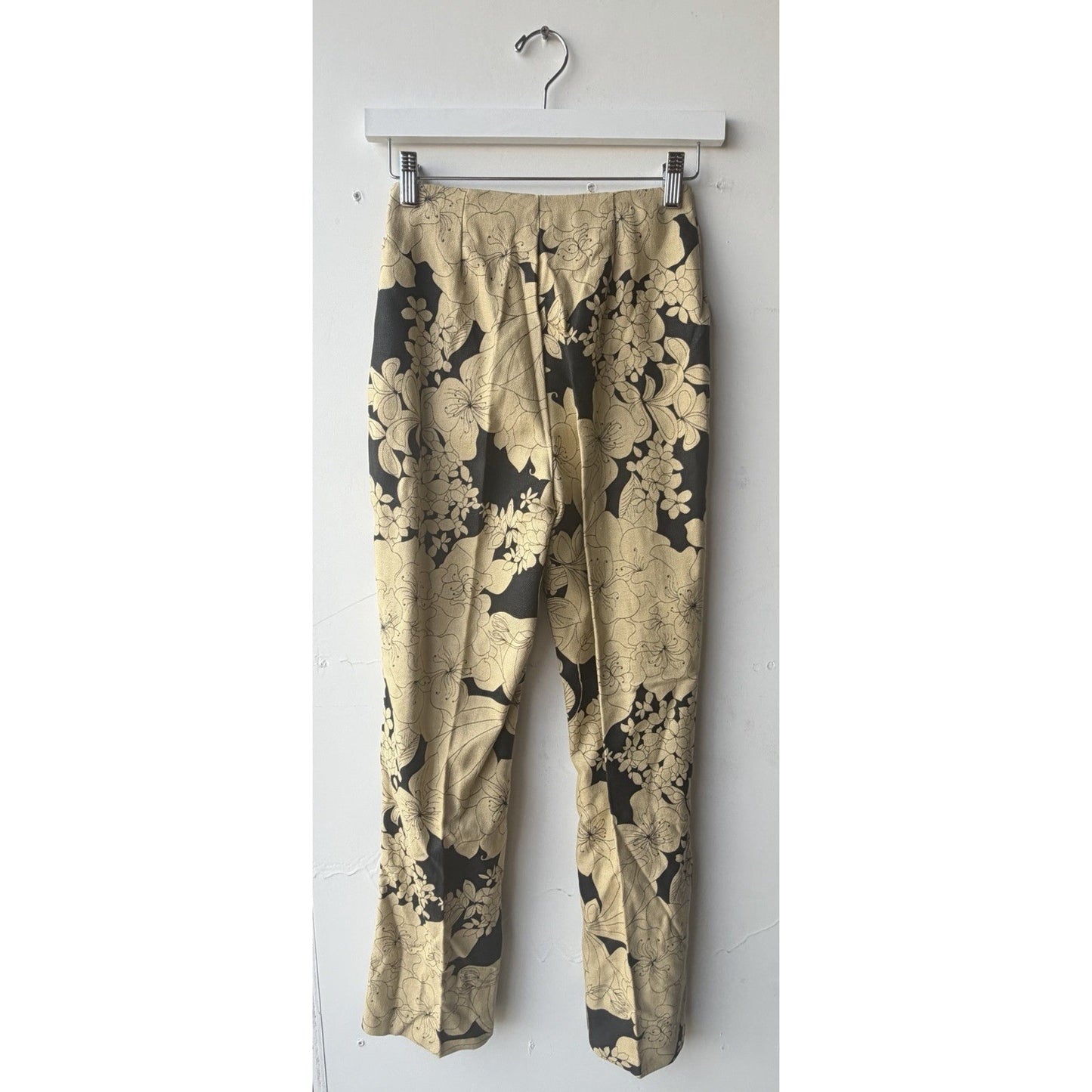 VINTAGE *NEW* 1960's Women's Fit & Flare Black/Cream Floral Pattern Pants Size 10
