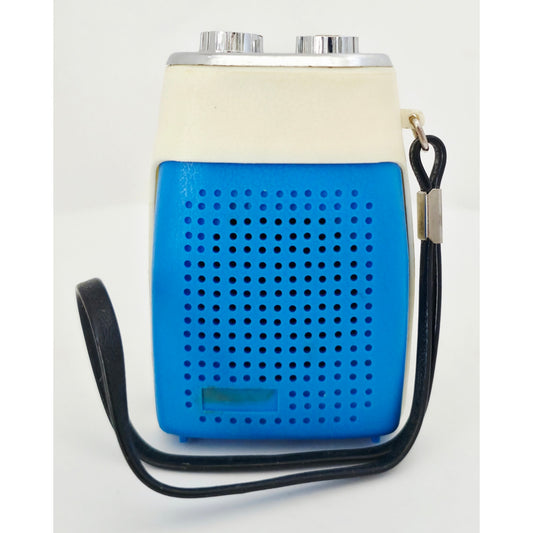 VINTAGE *NEW* 1960's Sakura FS-19 Blue and Black Solid State Micro Transistor Radio