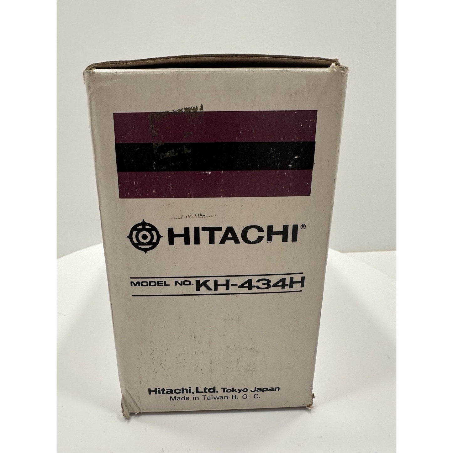 VINTAGE *NEW* 1970's Hitachi KH-434H FM/AM Portable Radio