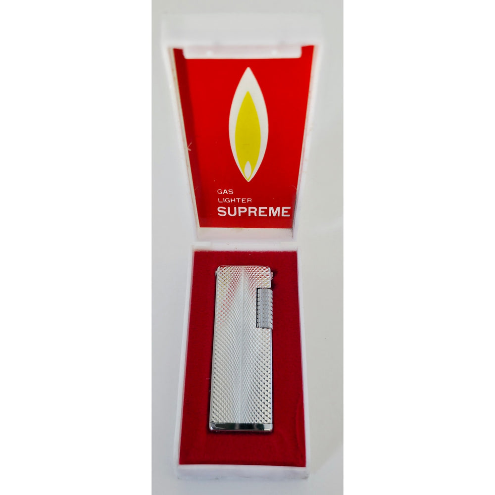 VINTAGE *NEW* 1960's Silver Textured Lighter in Original Box by Supreme USA