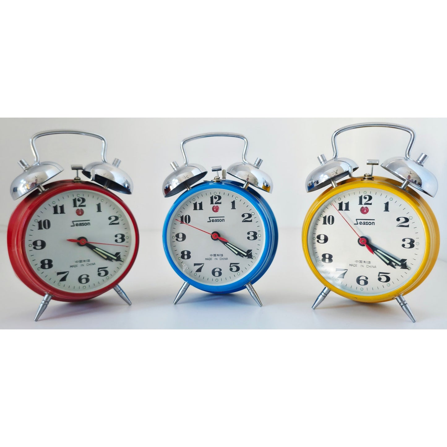 VINTAGE *NEW* 1970's  Double Bell Keywound Metal Alarm Clocks Set of 3