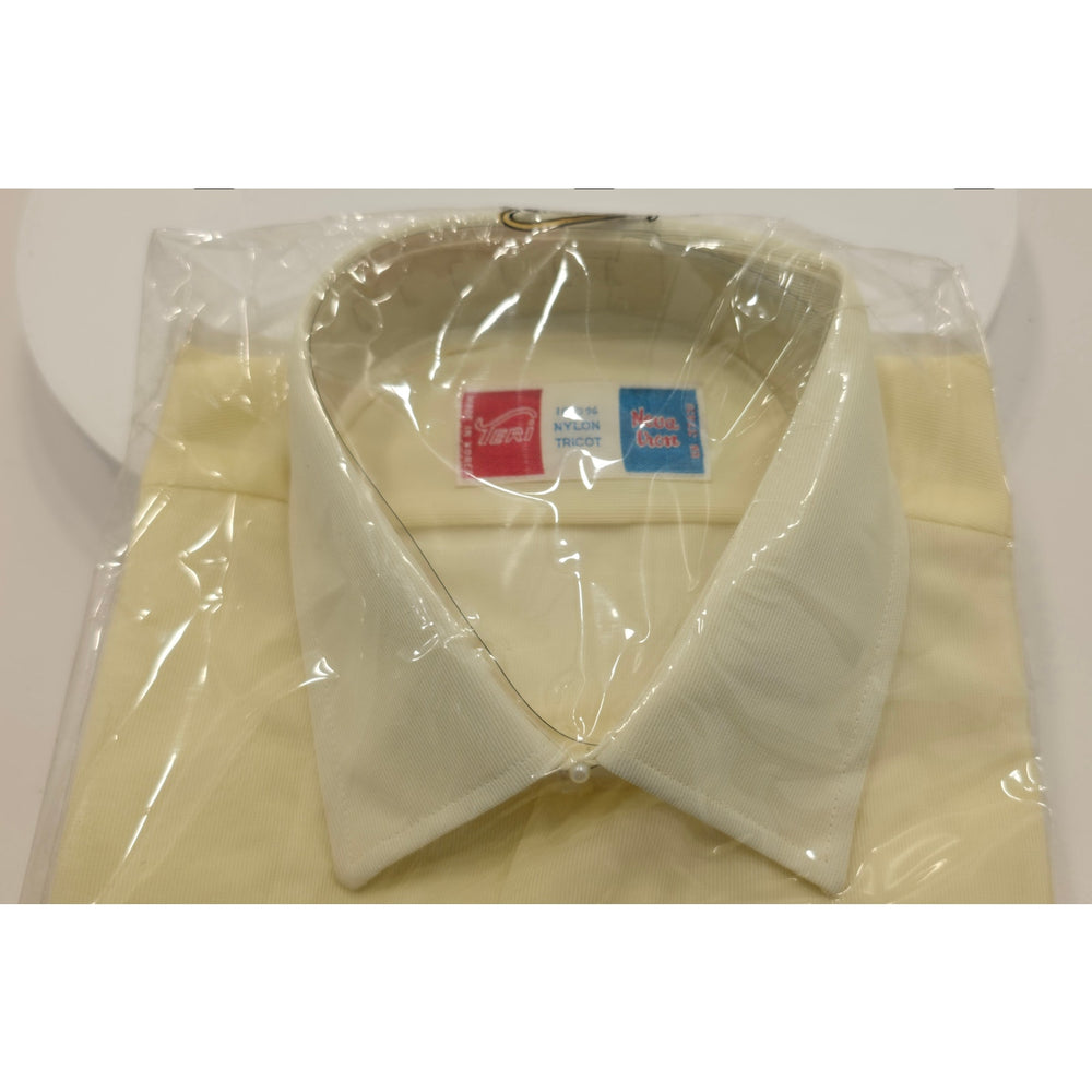 VINTAGE *NEW* 1960's Men's Light Yellow Collared Shirt 100% Nylon TRICOT Size 15-32
